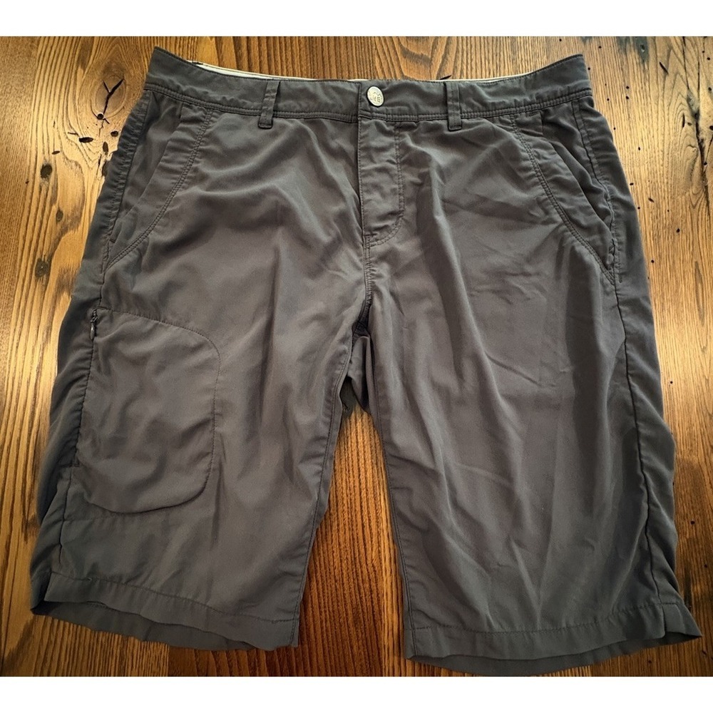REI Women Activewear Shorts 8 Gray Quick Dry   11" Inseam Pockets Hiking Trail